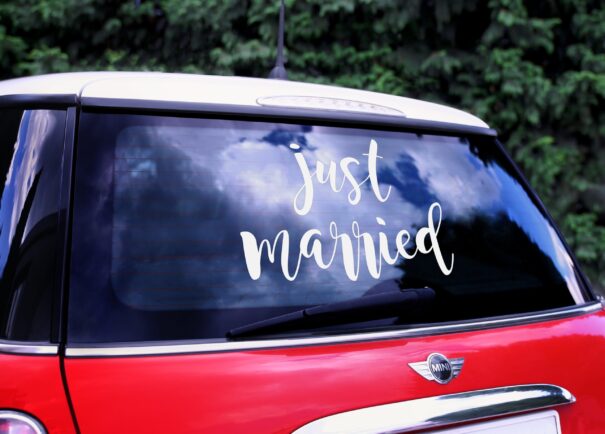 Klistermærke - Just Married - Hvid - Image 2