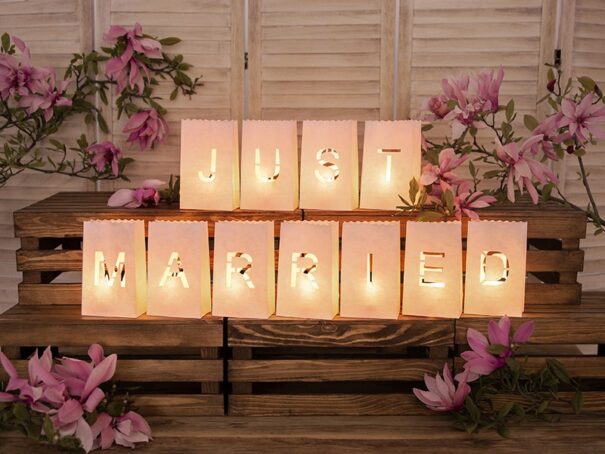 Lanterner - Just Married - Image 2