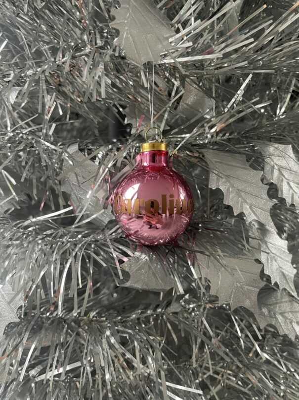 Julekugle - Blank Lys Pink - 4 cm.